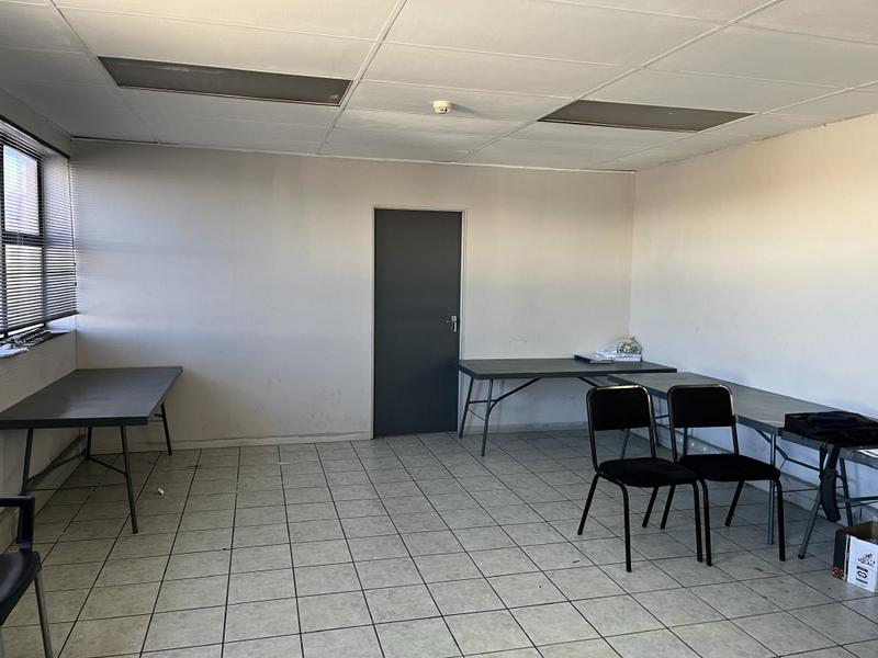 To Let Commercial Property for Rent in Killarney Gardens Western Cape